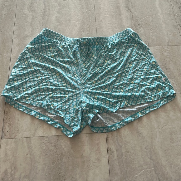 shorts - Picture 1 of 2